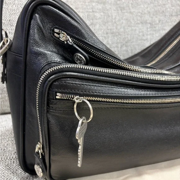 Acne Studio Camero Black Leather Camera Shoulder Bag - Picture 5 of 14